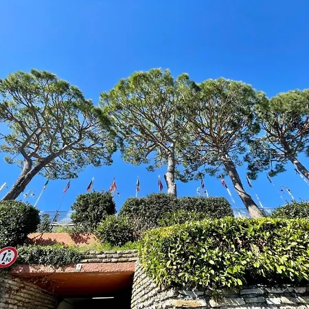 Апарт-отель Residence Portofino Est Рапалло